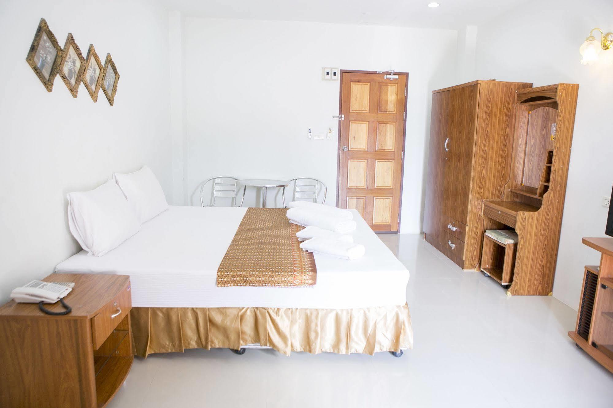 G&B Guesthouse Patong Zewnętrze zdjęcie